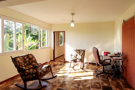 Casa de condomínio à venda com 440m², 6 quartos e 4 vagasSala intima