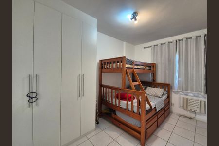 Apartamento à venda com 75m², 2 quartos e 3 vagasSuite