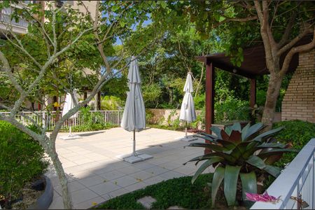 Apartamento à venda com 75m², 2 quartos e 3 vagasÁrea comum