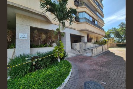 Apartamento à venda com 75m², 2 quartos e 3 vagasEntrada