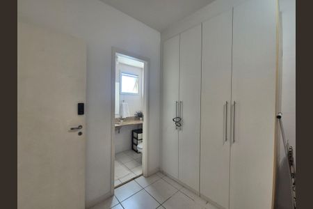 Apartamento à venda com 75m², 2 quartos e 3 vagasSuite