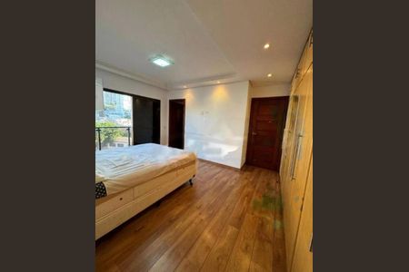 Apartamento à venda com 216m², 3 quartos e 3 vagas