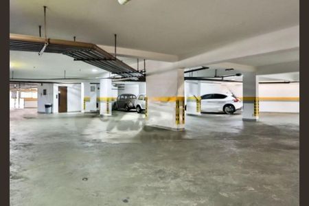Apartamento à venda com 216m², 3 quartos e 3 vagas