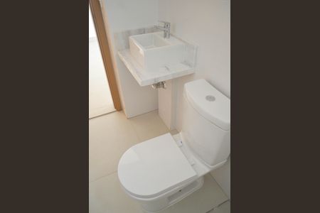 Apartamento para alugar com 81m², 2 quartos e 2 vagas Apartamento para alugar com 81m², 2 quartos e 2 vagasBanheiro