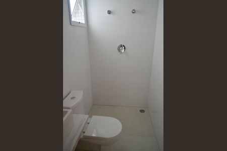 Apartamento para alugar com 81m², 2 quartos e 2 vagas Apartamento para alugar com 81m², 2 quartos e 2 vagasBanheiro