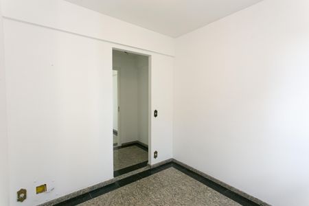 Apartamento para alugar com 74m², 3 quartos e 1 vagaSuíte