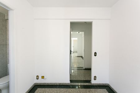 Apartamento para alugar com 74m², 3 quartos e 1 vagaSuíte