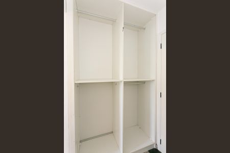 Apartamento para alugar com 74m², 3 quartos e 1 vagaSuíte