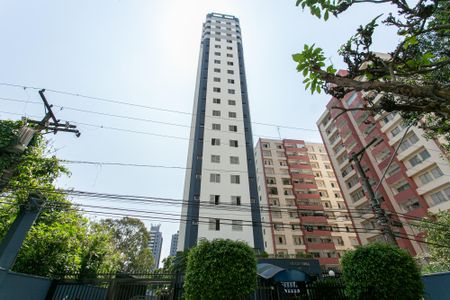 Apartamento para alugar com 74m², 3 quartos e 1 vagaFachada