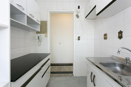 Apartamento para alugar com 74m², 3 quartos e 1 vagaCozinha