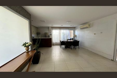 Apartamento à venda com 75m², 2 quartos e 3 vagasÁrea comum - Salão de Festas