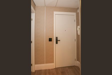 Apartamento à venda com 74m², 3 quartos e 1 vagaEntrada