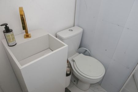 Apartamento à venda com 74m², 3 quartos e 1 vaga Apartamento à venda com 74m², 3 quartos e 1 vagaLavabo