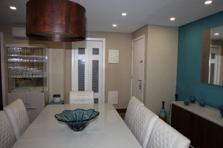 Apartamento à venda com 133m², 3 quartos e 2 vagas Apartamento à venda com 133m², 3 quartos e 2 vagasSala de Jantar