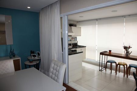 Apartamento à venda com 133m², 3 quartos e 2 vagas Apartamento à venda com 133m², 3 quartos e 2 vagasSala de Jantar