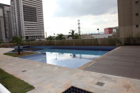 Apartamento à venda com 133m², 3 quartos e 2 vagas Apartamento à venda com 133m², 3 quartos e 2 vagasPiscina