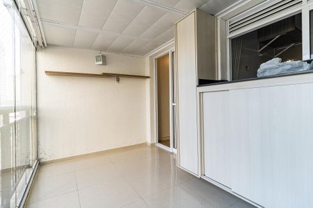 Apartamento à venda com 94m², 3 quartos e 1 vagaVaranda do Quarto 2