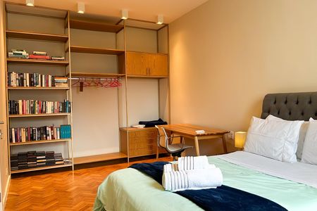 Apartamento à venda com 194m², 3 quartos e sem vagaSuíte 2