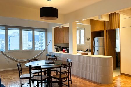 Apartamento à venda com 194m², 3 quartos e sem vagaSala