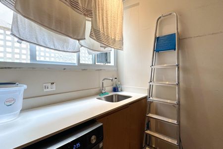 Apartamento à venda com 194m², 3 quartos e sem vagaÁrea de Serviço