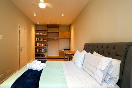 Apartamento à venda com 194m², 3 quartos e sem vagaSuíte 2