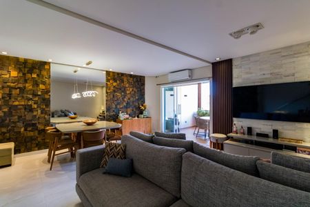 Casa de condomínio à venda com 230m², 3 quartos e 4 vagasSala