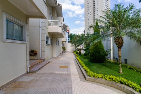 Casa de condomínio à venda com 230m², 3 quartos e 4 vagasÁrea comum