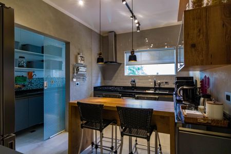 Casa de condomínio à venda com 230m², 3 quartos e 4 vagasCozinha