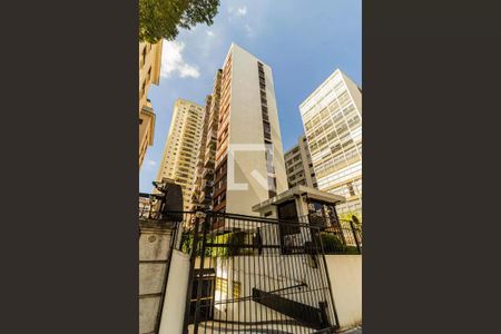 Apartamento para alugar com 200m², 3 quartos e 1 vagaFachada