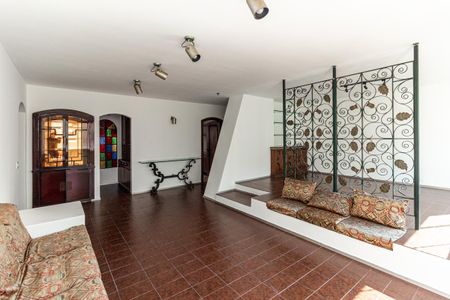 Apartamento para alugar com 200m², 3 quartos e 1 vagaSala