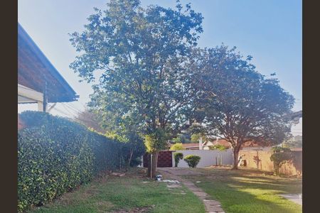 Quintal de casa à venda com 3 quartos, 70m² em Parque São Quirino, Campinas