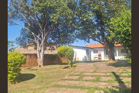 Quintal de casa à venda com 3 quartos, 70m² em Parque São Quirino, Campinas