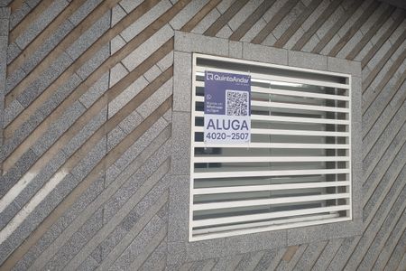 Casa para alugar com 80m², 2 quartos e 1 vaga Casa para alugar com 80m², 2 quartos e 1 vagaFachada e Placa