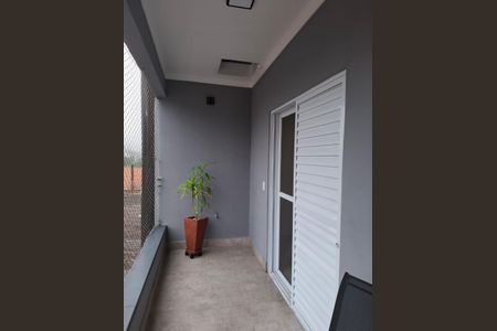 Casa à venda com 211m², 3 quartos e 3 vagas Casa à venda com 211m², 3 quartos e 3 vagasVaranda do Quarto 1