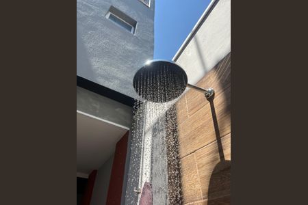 Casa à venda com 211m², 3 quartos e 3 vagas Casa à venda com 211m², 3 quartos e 3 vagasÁrea Externa