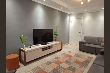 Casa à venda com 211m², 3 quartos e 3 vagas Casa à venda com 211m², 3 quartos e 3 vagasSala