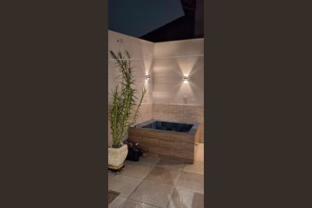 Casa à venda com 211m², 3 quartos e 3 vagas Casa à venda com 211m², 3 quartos e 3 vagasÁrea Externa