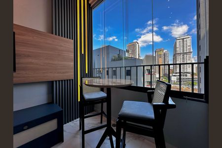 Studio para alugar com 24m², 1 quarto e sem vaga Studio para alugar com 24m², 1 quarto e sem vagaSala