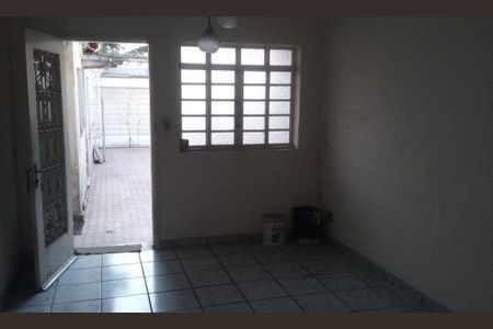 Casa à venda com 127m², 4 quartos e 5 vagas