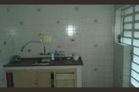 Casa à venda com 127m², 4 quartos e 5 vagas