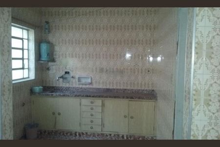 Casa à venda com 127m², 4 quartos e 5 vagas