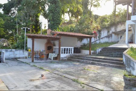 Casa de condomínio à venda com 640m², 3 quartos e 6 vagas Casa de condomínio à venda com 640m², 3 quartos e 6 vagasÁrea Gourmet