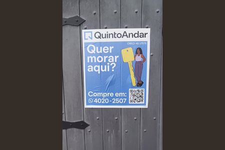 Casa de condomínio à venda com 640m², 3 quartos e 6 vagas Casa de condomínio à venda com 640m², 3 quartos e 6 vagasPlaca