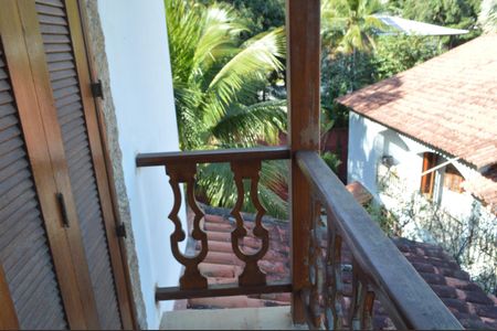 Casa de condomínio à venda com 640m², 3 quartos e 6 vagas Casa de condomínio à venda com 640m², 3 quartos e 6 vagasVaranda 2 da Suíte 3