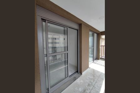 Apartamento à venda com 32m², 1 quarto e sem vagaVaranda