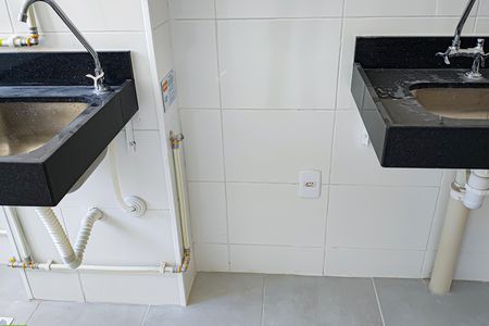 Apartamento à venda com 40m², 2 quartos e sem vagaCozinha e Área de Serviço