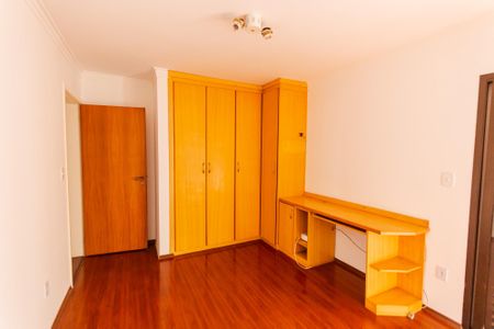 Apartamento à venda com 150m², 3 quartos e 3 vagasQuarto 2