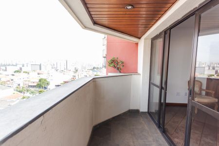Apartamento à venda com 150m², 3 quartos e 3 vagasVaranda