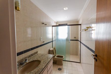 Apartamento à venda com 150m², 3 quartos e 3 vagasBanheiro