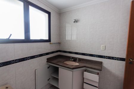 Apartamento à venda com 150m², 3 quartos e 3 vagasBanheiro da Suíte